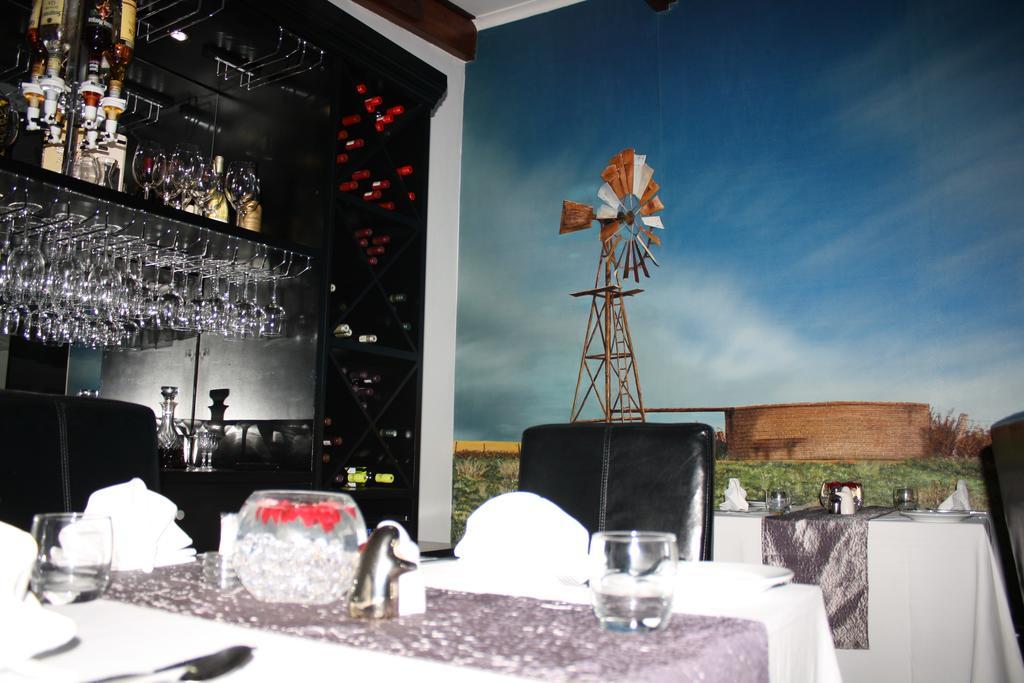 Yalla Yalla Boutique Hotel Witbank Exterior photo