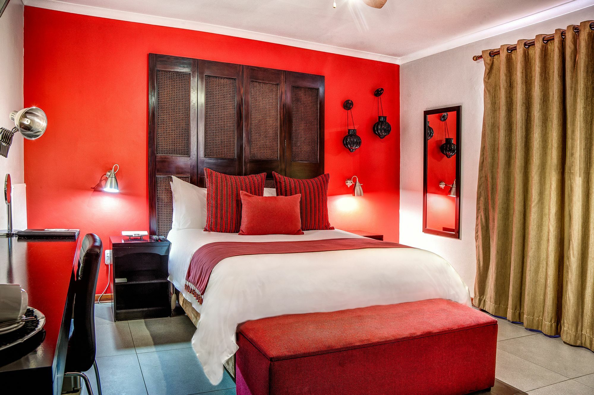 Yalla Yalla Boutique Hotel Witbank Exterior photo